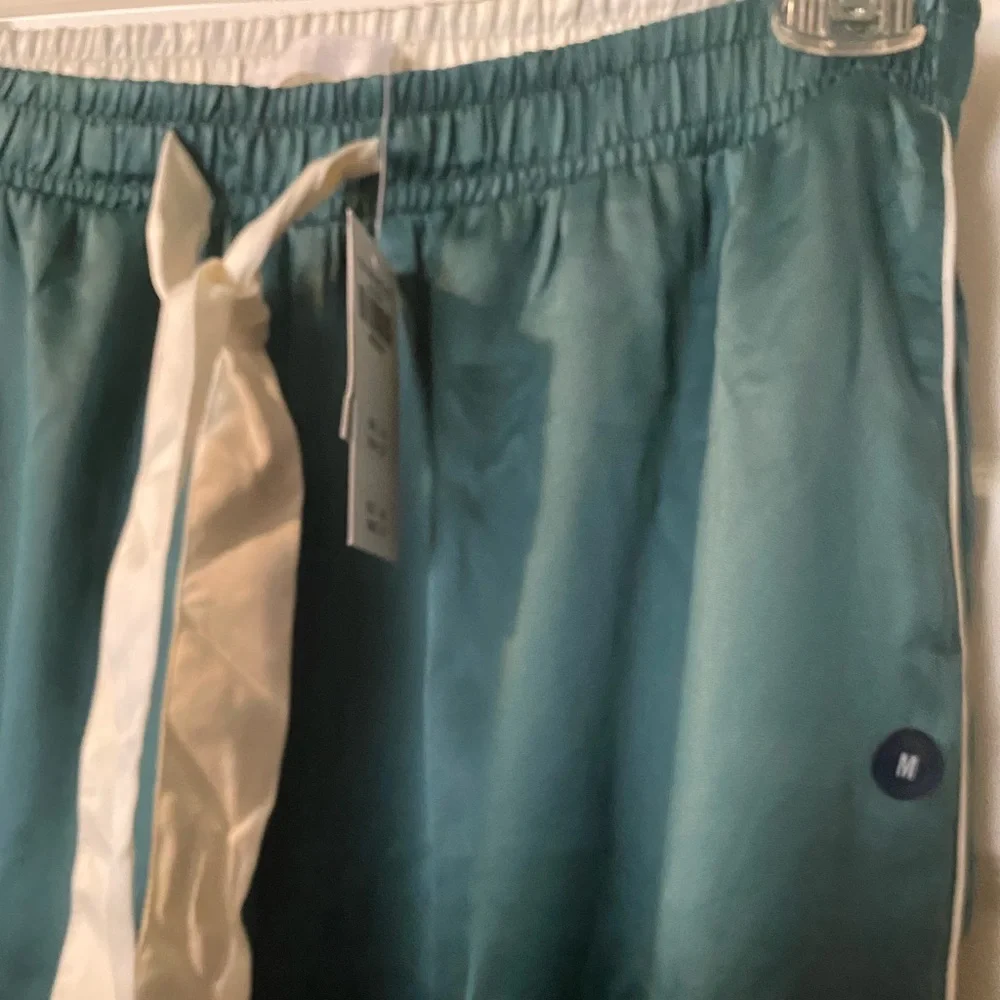 NWT! Abercrombie & Fitch Pajama Pant Satin Bottoms Green Medium - Picture 9 of 16